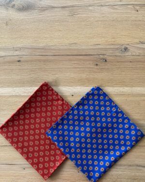 Serviette cabochon rouge et bleu