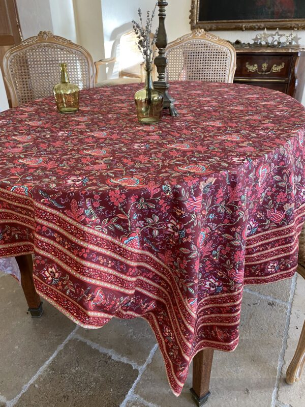 Nappe COLOMBE Cadrée